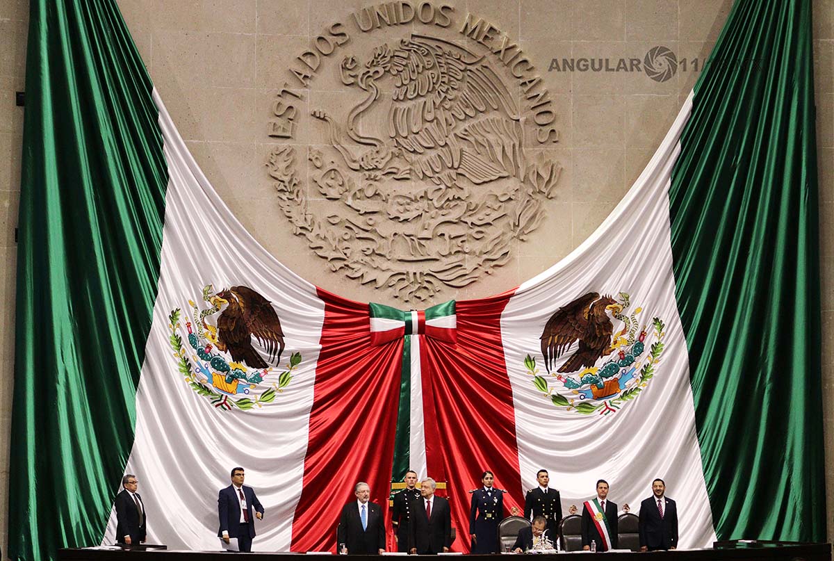 Andrés Manuel López Obrador rindió protesta como presidente de México