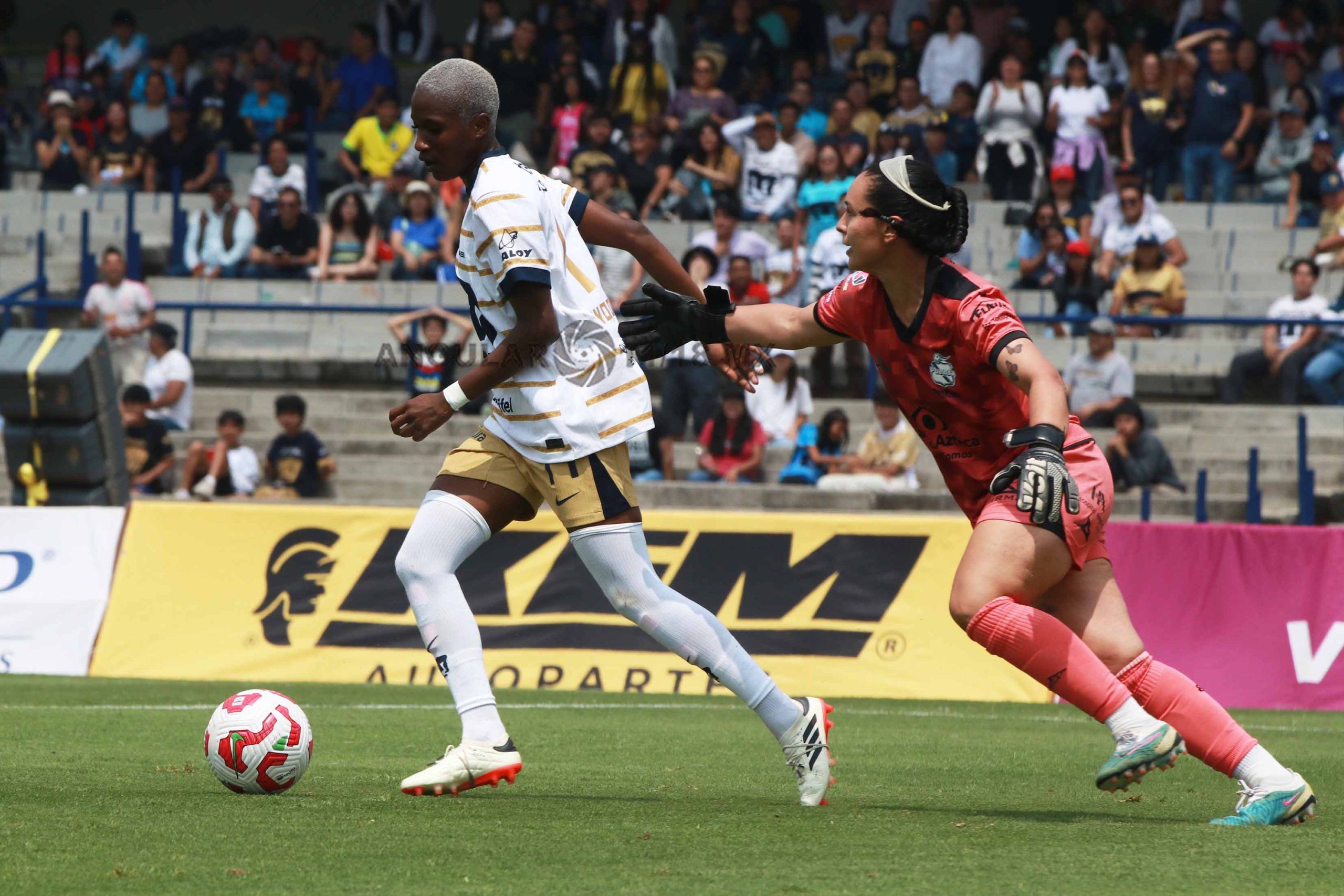 Pumas Femenil derrota al  Puebla 2-1