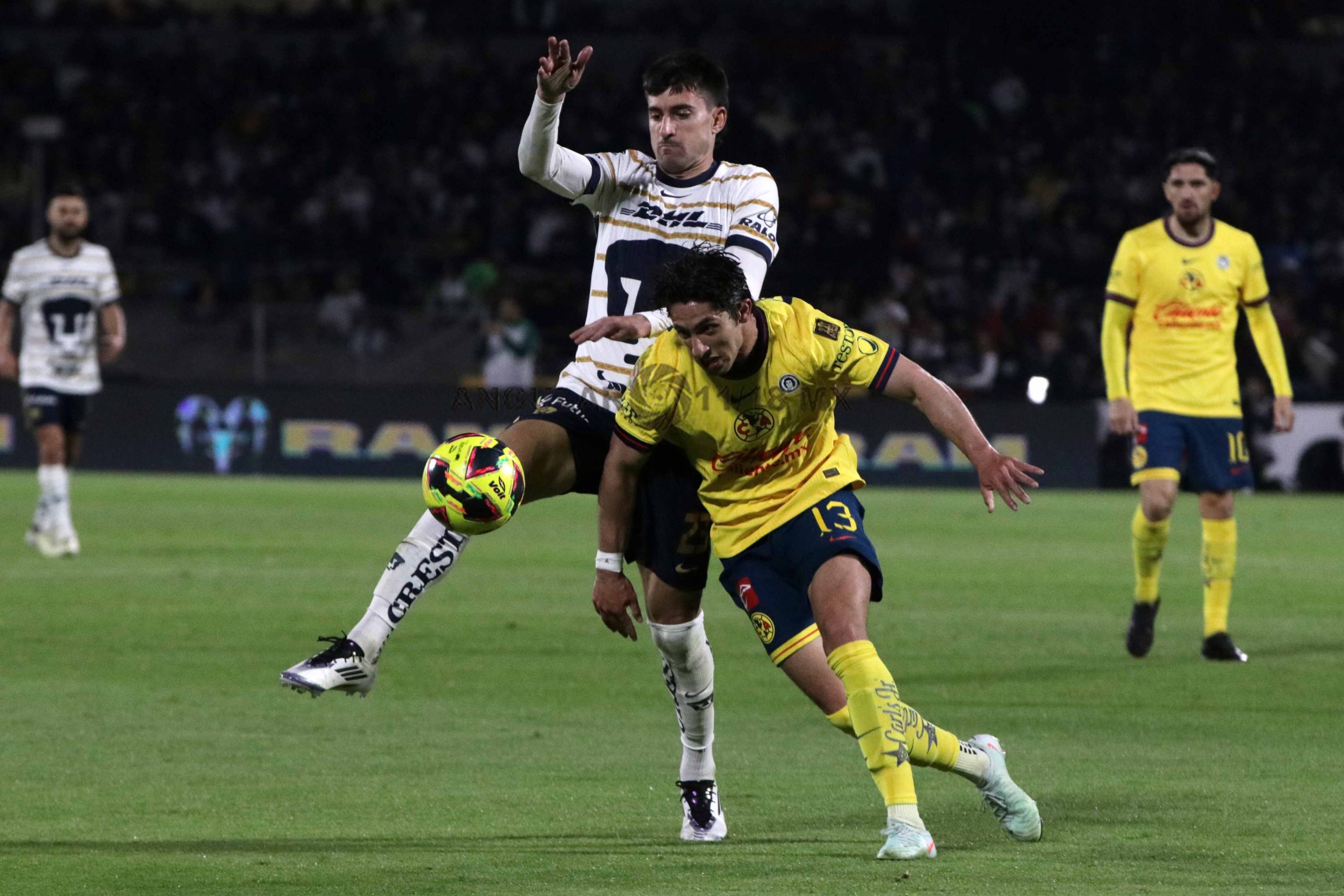 Pumas cae frente al América en la Jornada 8 del Clausura 2025