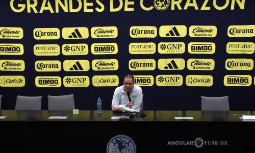 Conferencia de Prensa del D.T de las Águilas del América André Jardine