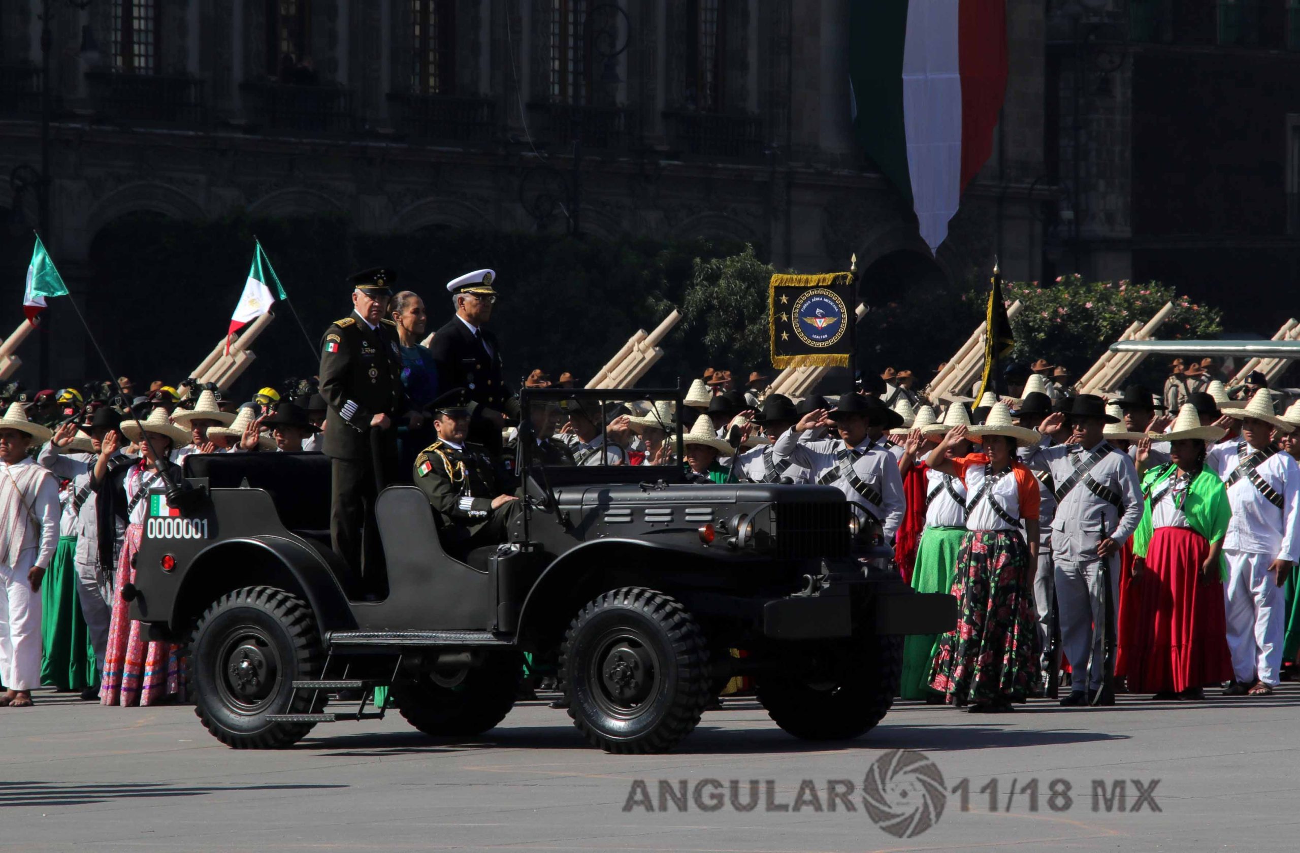 Desfile Cívico Militar Conmemorativo del 115 Aniversario de la Revolución Mexicana