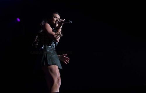 Elena Alexandra Apostoleanu mejor conocida como INNA se presentó en la ciudad de México (1)